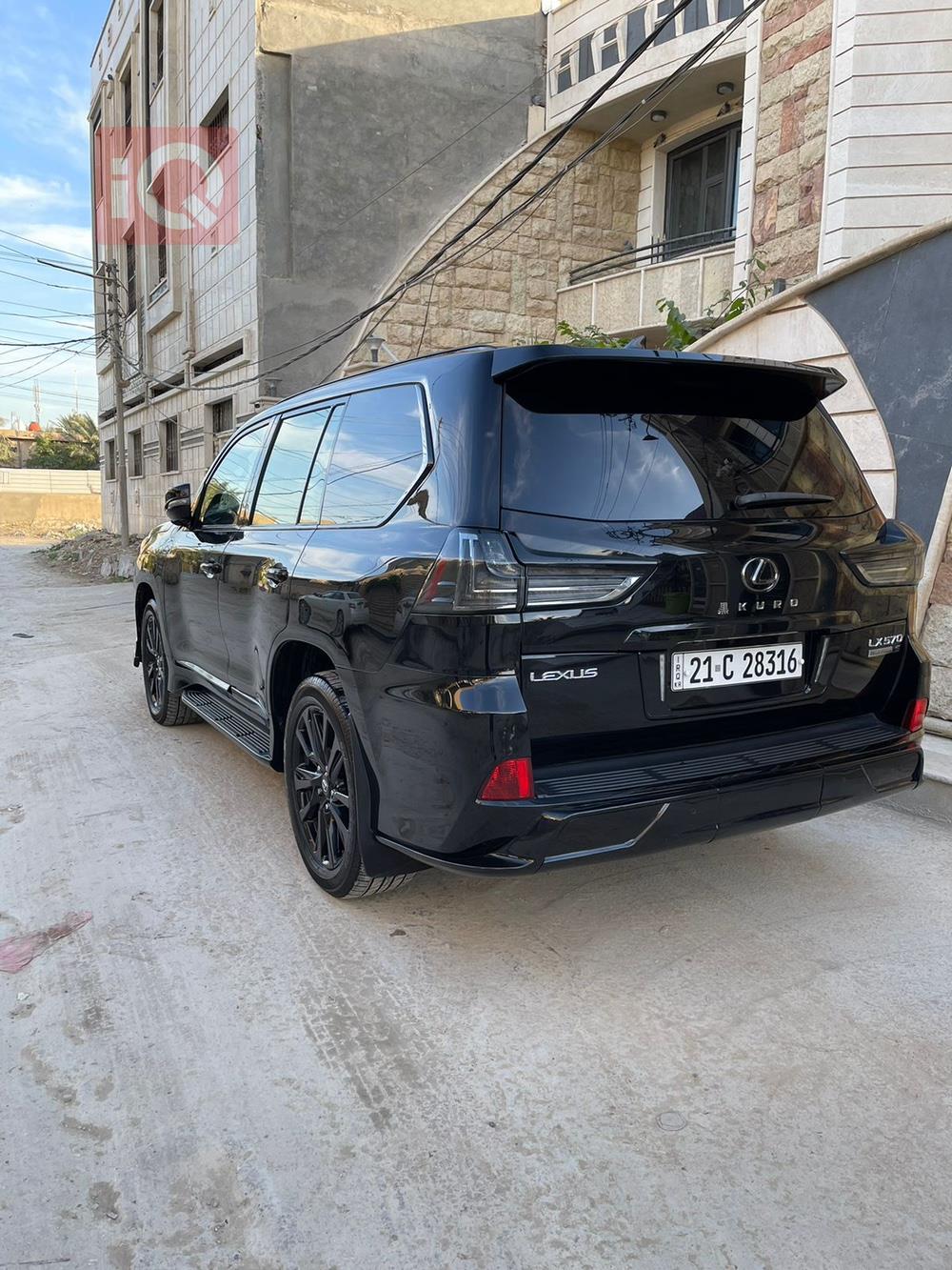 Lexus LX
